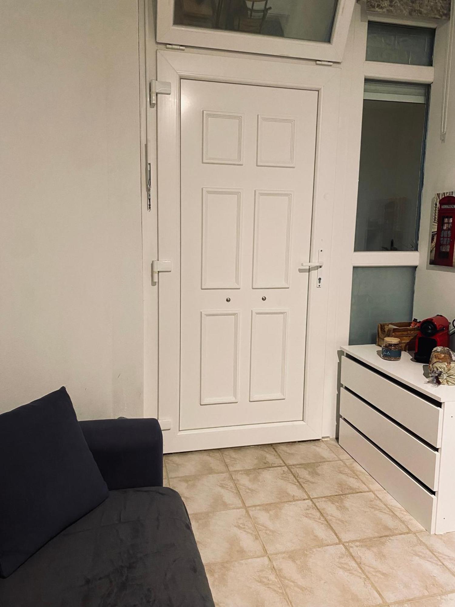 Independent House At Glyfada Apartment เอเธนส์ ภายนอก รูปภาพ